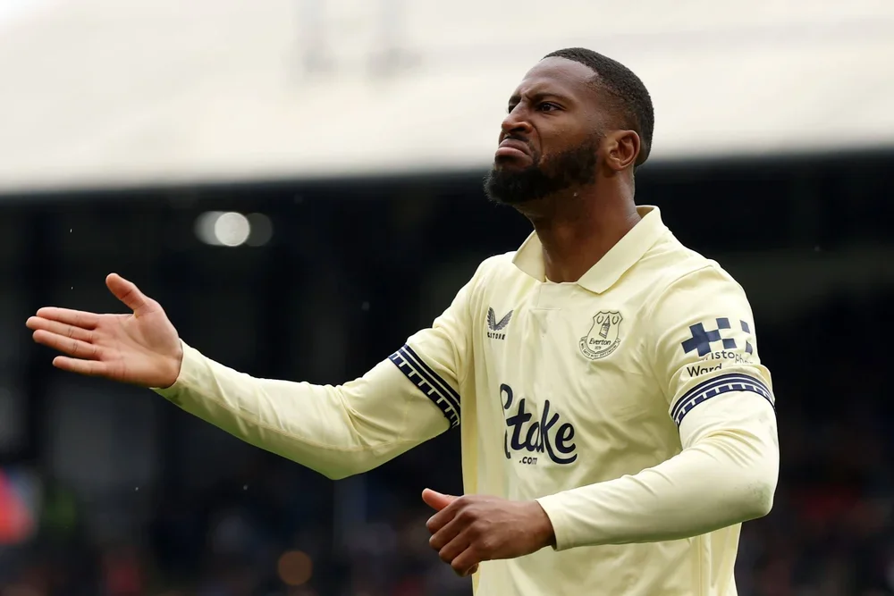 Beto celebrates his second-half goal